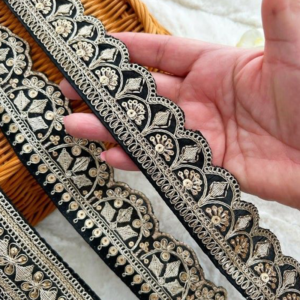 الكلف والاكسسوارات